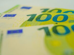 trade 100 cipro